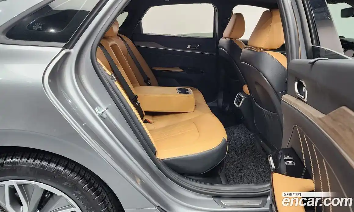 Kia K5 2023 2.0 Автомат в Москве № 52585, фото 5