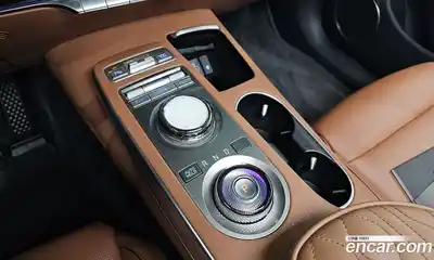 Genesis GV70 2023 2.5 Автомат в Москве № 58246, миниатюра 9