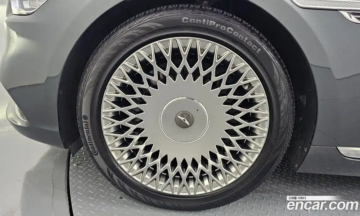 Genesis G90 2019 3.8 Автомат в Москве № 58432, фото 18