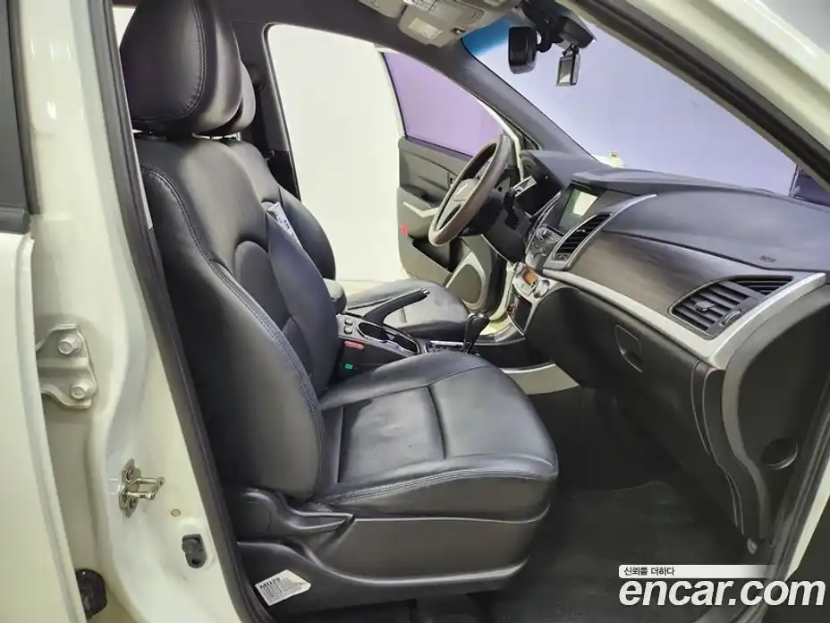 SsangYong Korando 2016 2.2 Автомат в Москве № 59884, фото 15