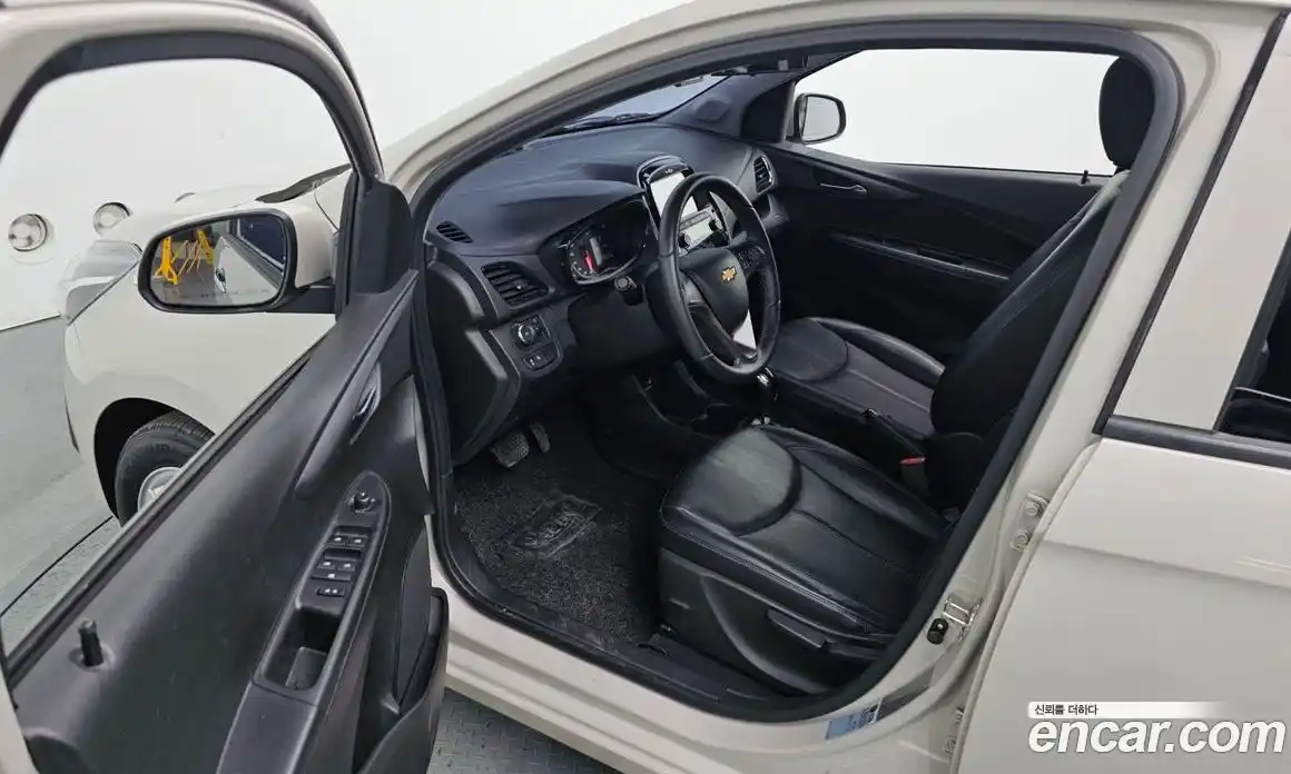 Chevrolet Spark 2018 1.0 Автомат в Москве № 77278, фото 11