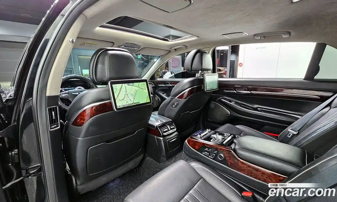 Genesis EQ900 2016 5.0 Автомат в Москве № 85392, фото 13