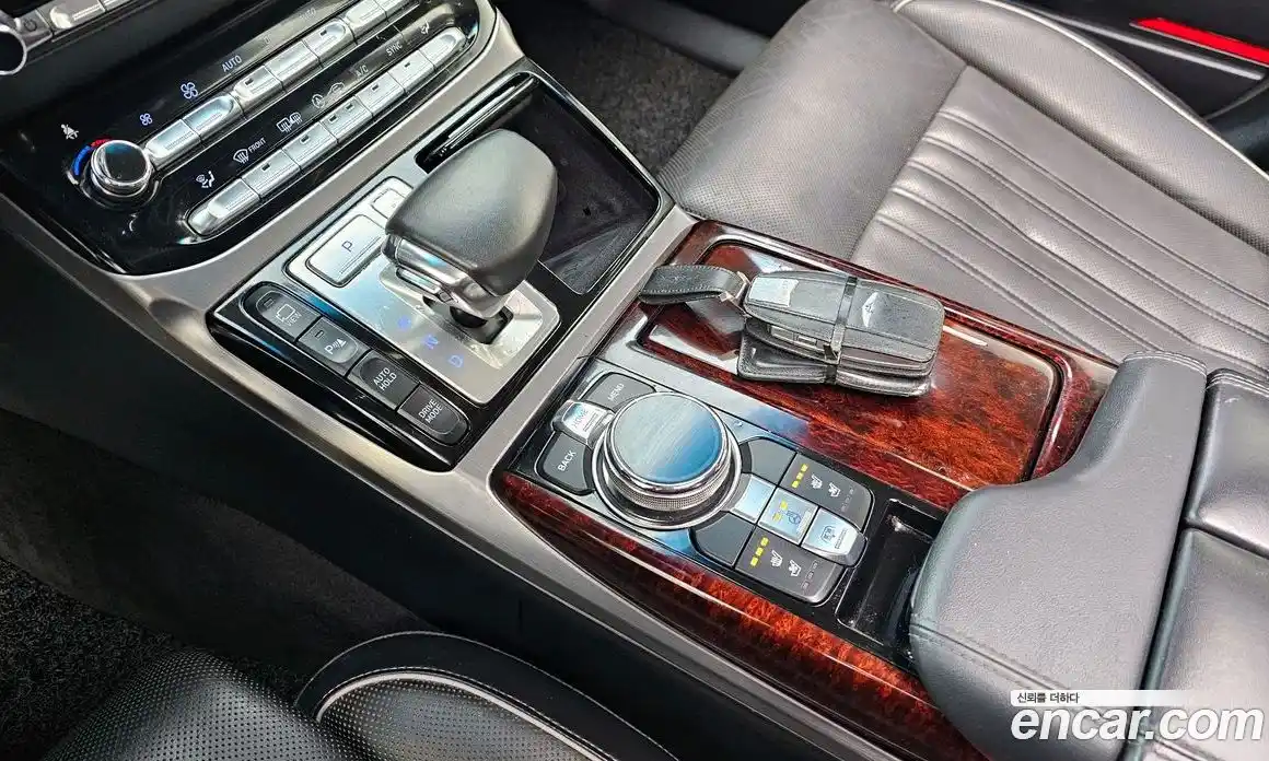 Genesis EQ900 2016 5.0 Автомат в Москве № 85392, фото 19