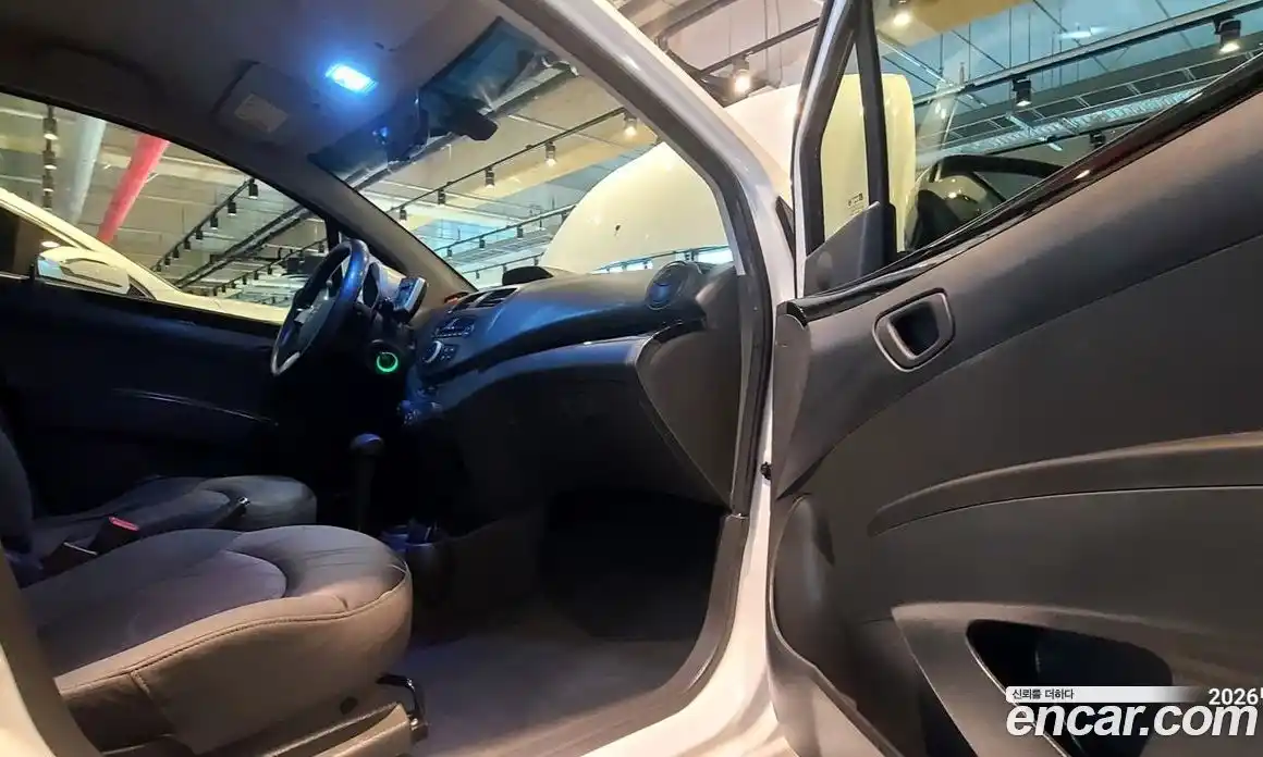 Chevrolet Spark 2012 1.0 Автомат в Москве № 98826, фото 11