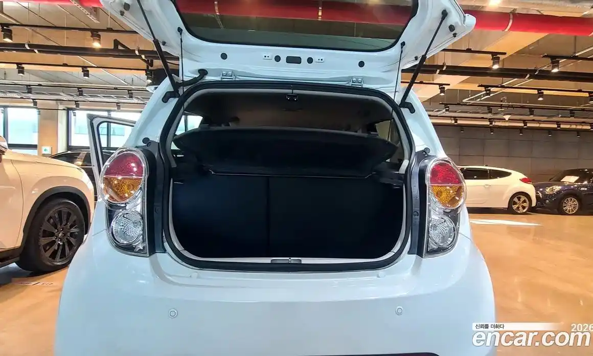 Chevrolet Spark 2012 1.0 Автомат в Москве № 98826, фото 16