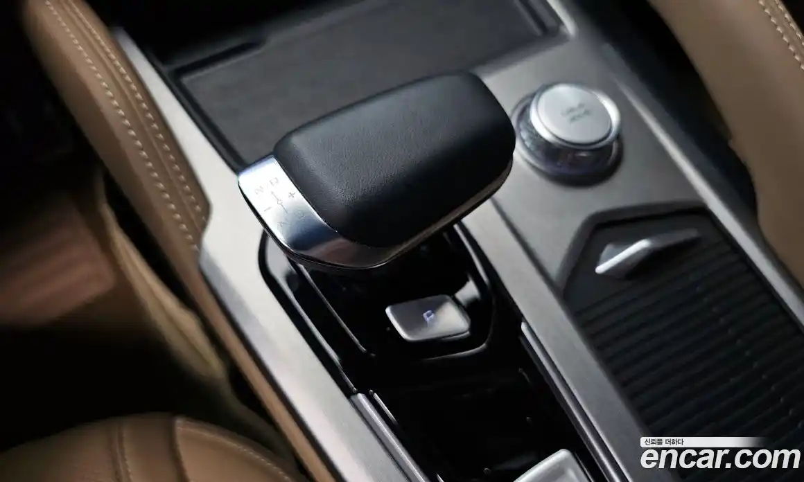 Renault Grand Koleos 2025 1.5 Автомат в Москве № 106036, фото 9