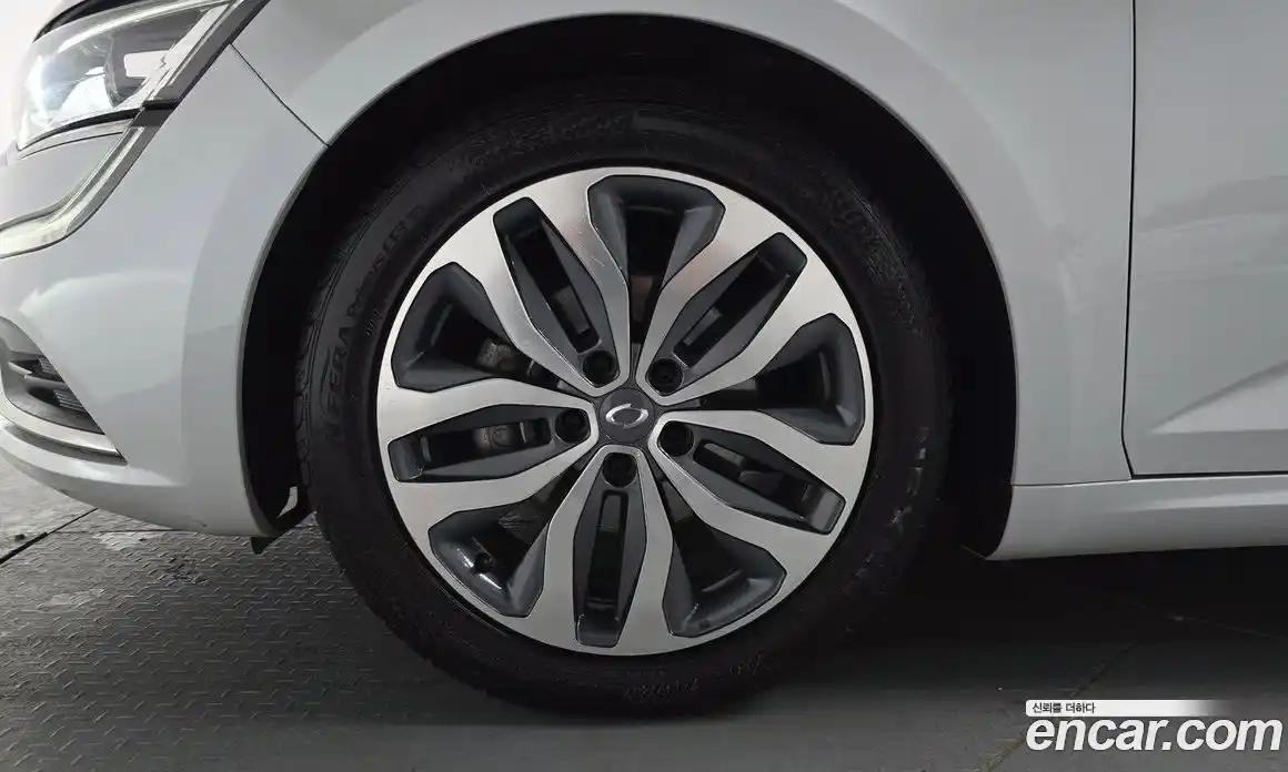 Renault SM6 2016 2.0 Автомат в Москве № 107087, фото 3