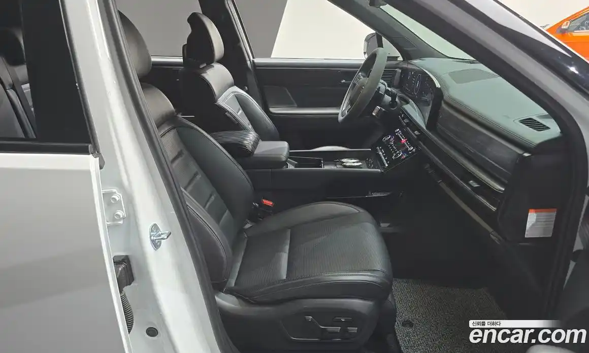 Hyundai Santa Fe 2024 1.6 Автомат в Москве № 110156, фото 15