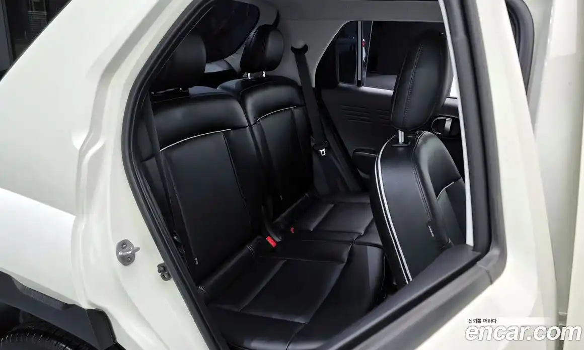 Hyundai Casper 2023 1.0 Автомат в Москве № 111936, фото 12