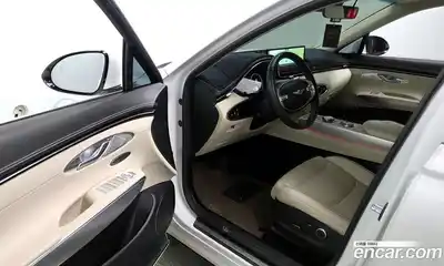 Genesis GV70 2023 2.5 Автомат в Москве № 117287, миниатюра 10