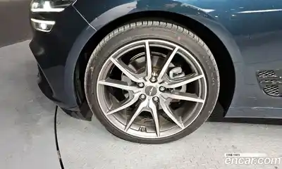 Genesis G70 2023 2.0 Автомат в Москве № 118898, миниатюра 5