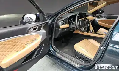 Genesis G70 2023 2.0 Автомат в Москве № 118898, миниатюра 10