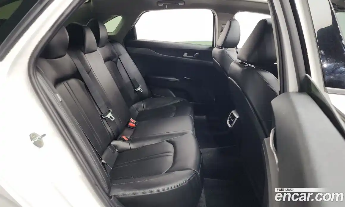 Kia K5 2023 2.0 Автомат в Москве № 120857, фото 13