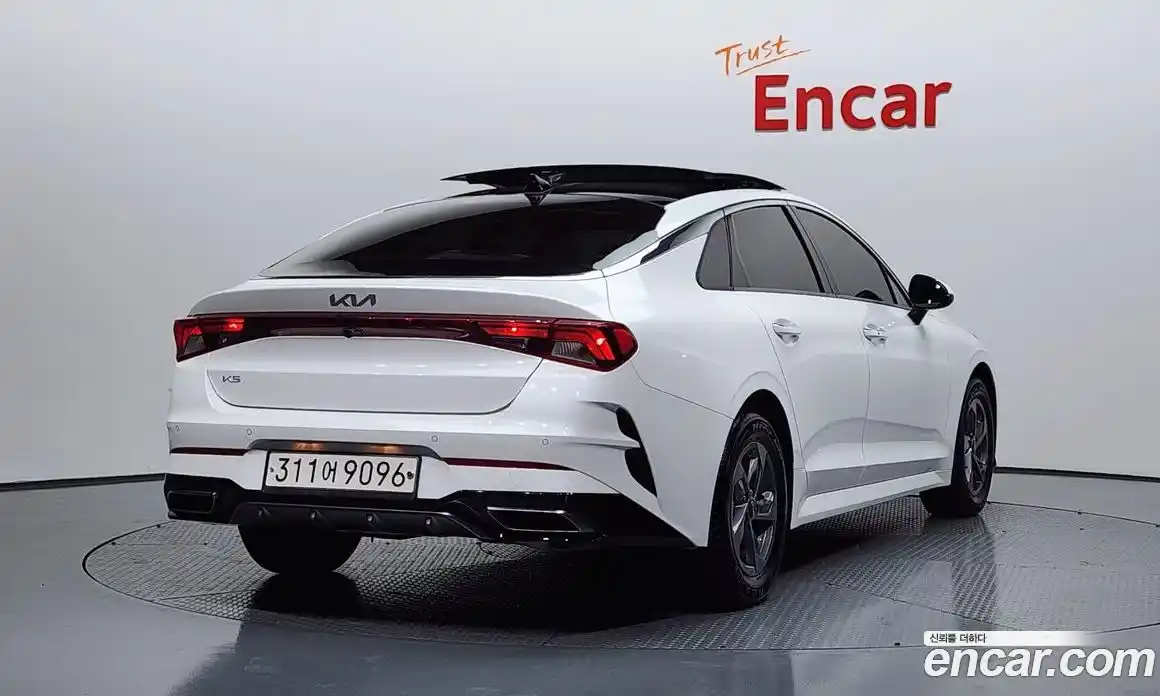 Kia K5 2023 2.0 Автомат в Москве № 120857, фото 3