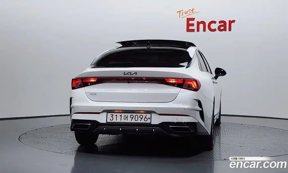 Kia K5 2023 2.0 Автомат в Москве № 120857, фото 9