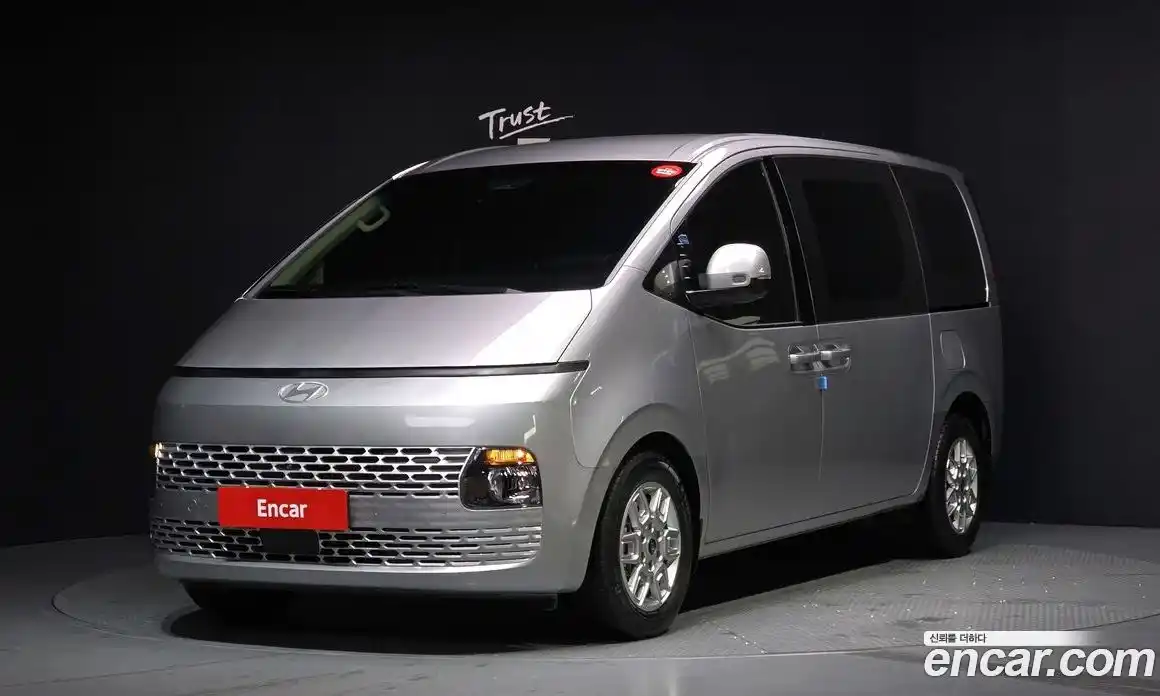 Hyundai Staria 2025 3.5 Автомат в Москве № 124579, фото 12