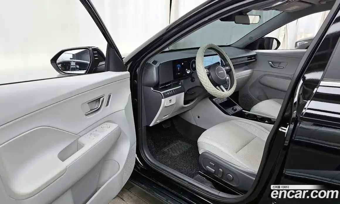 Hyundai Kona 2023 1.6 Автомат в Москве № 124698, фото 3