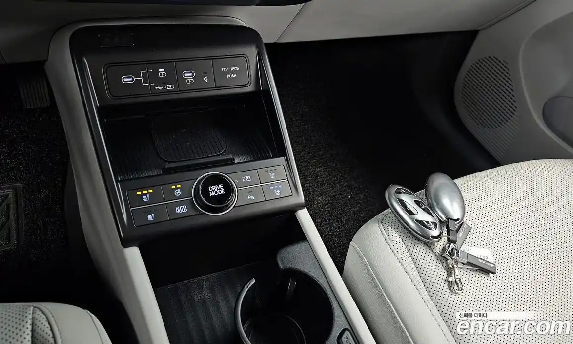 Hyundai Kona 2023 1.6 Автомат в Москве № 124698, фото 7