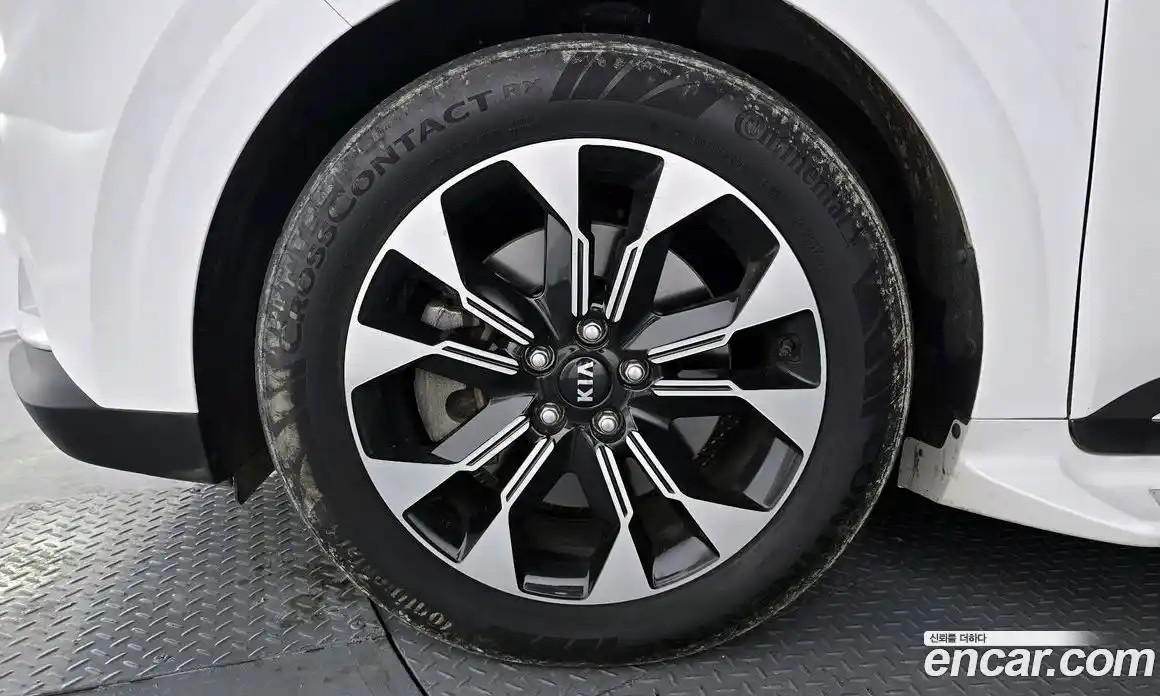 Kia Canival 2021 2.2 Автомат в Москве № 132737, фото 5