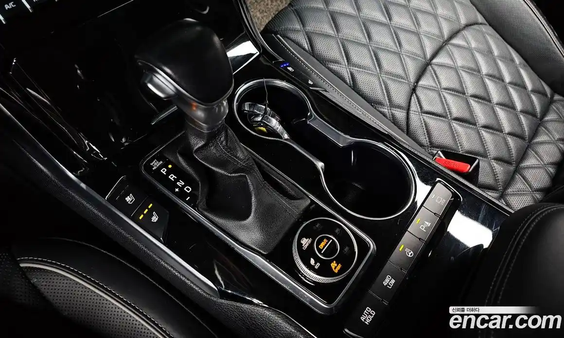 Kia Mohave 2021 3.0 Автомат в Москве № 132771, фото 15