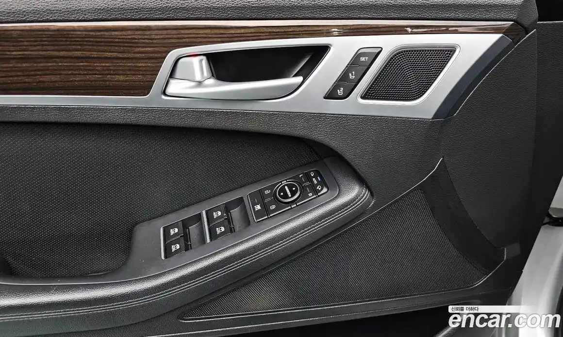 Genesis G80 2017 3.3 Автомат в Москве № 13290, фото 16