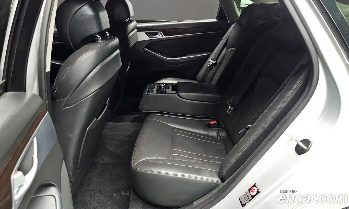 Genesis G80 2017 3.3 Автомат в Москве № 13290, фото 18