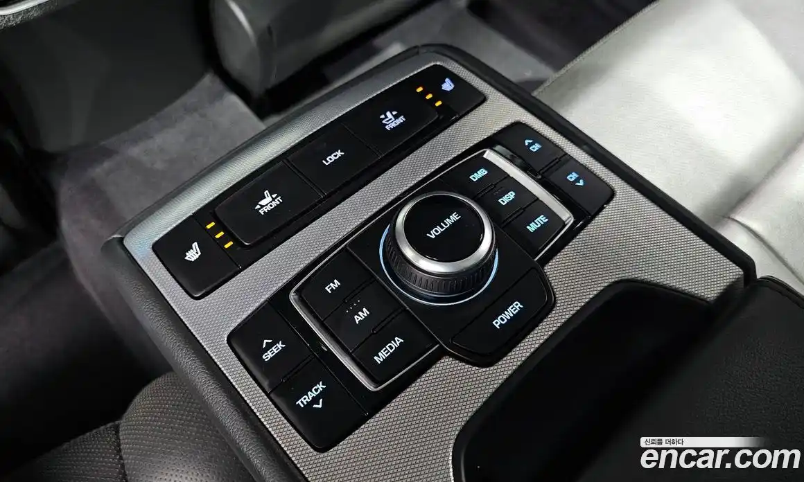 Genesis G80 2017 3.3 Автомат в Москве № 13290, фото 9