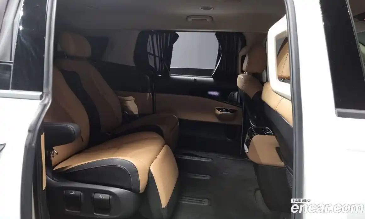 Kia Canival 2023 2.2 Автомат в Москве № 133373, фото 16