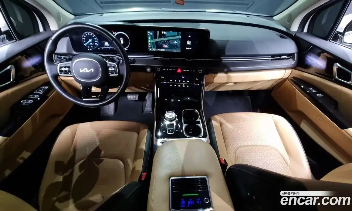 Kia Canival 2023 2.2 Автомат в Москве № 133373, фото 9