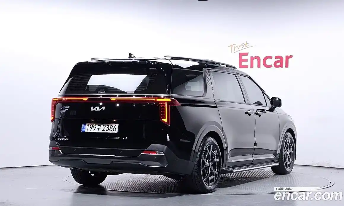 Kia Canival 2024 3.5 Автомат в Москве № 133555, фото 17