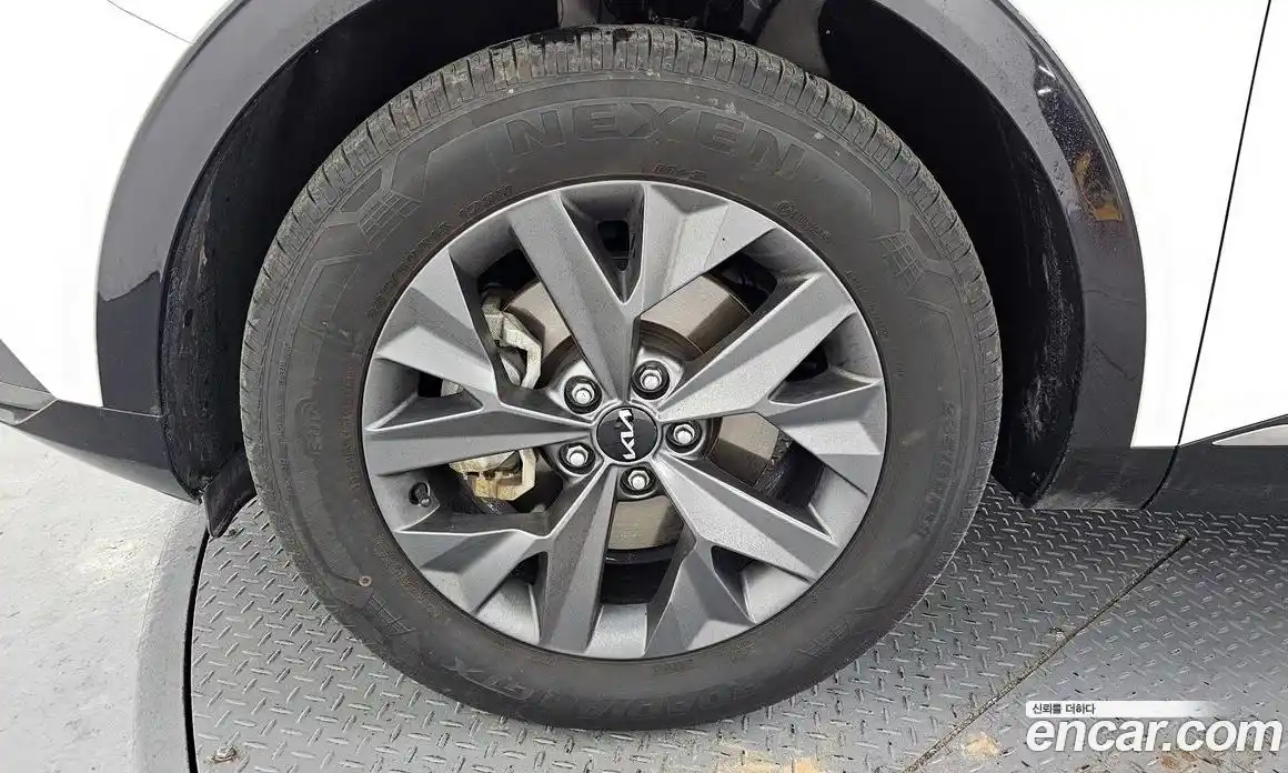 Kia Sportage 2023 1.6 Автомат в Москве № 133594, фото 8