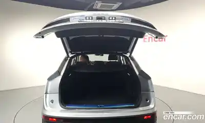 Audi Q5 2022 2.0 Автомат в Москве № 134961, миниатюра 3