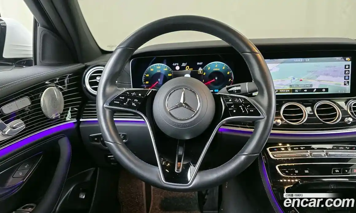 Mercedes-Benz E-Class 2022 3.0 Автомат в Москве № 138897, фото 13