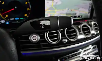 Mercedes-Benz E-Class 2022 3.0 Автомат в Москве № 138897, миниатюра 9