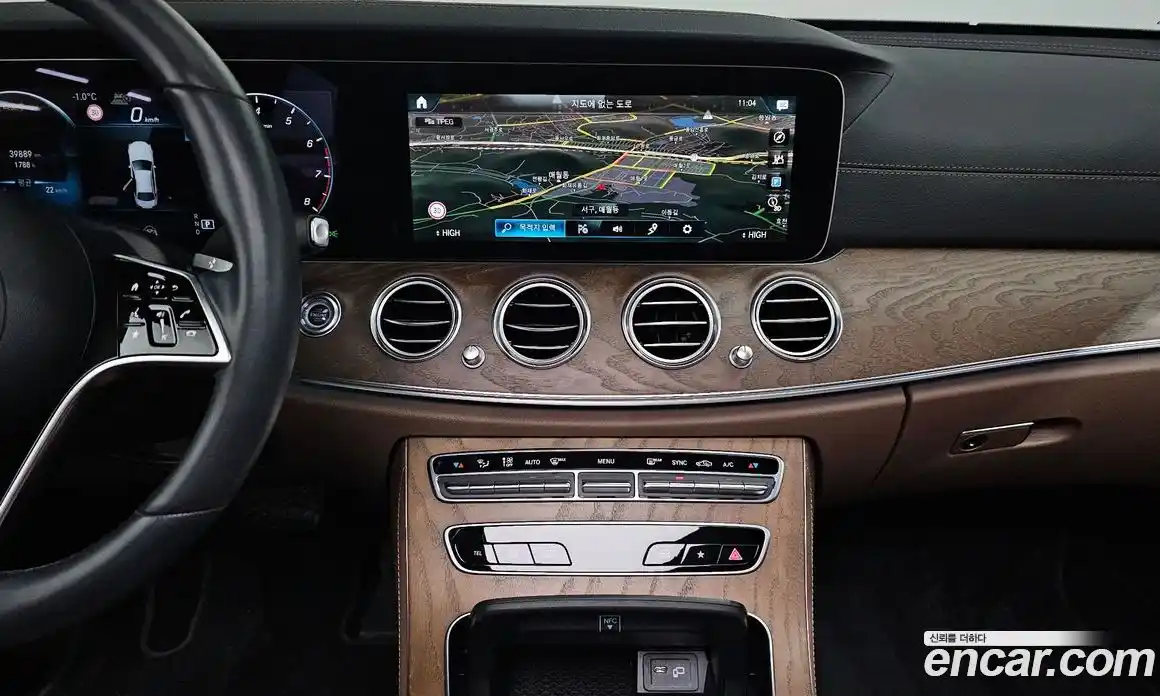 Mercedes-Benz E-Class 2022 2.0 Автомат в Москве № 139973, фото 12