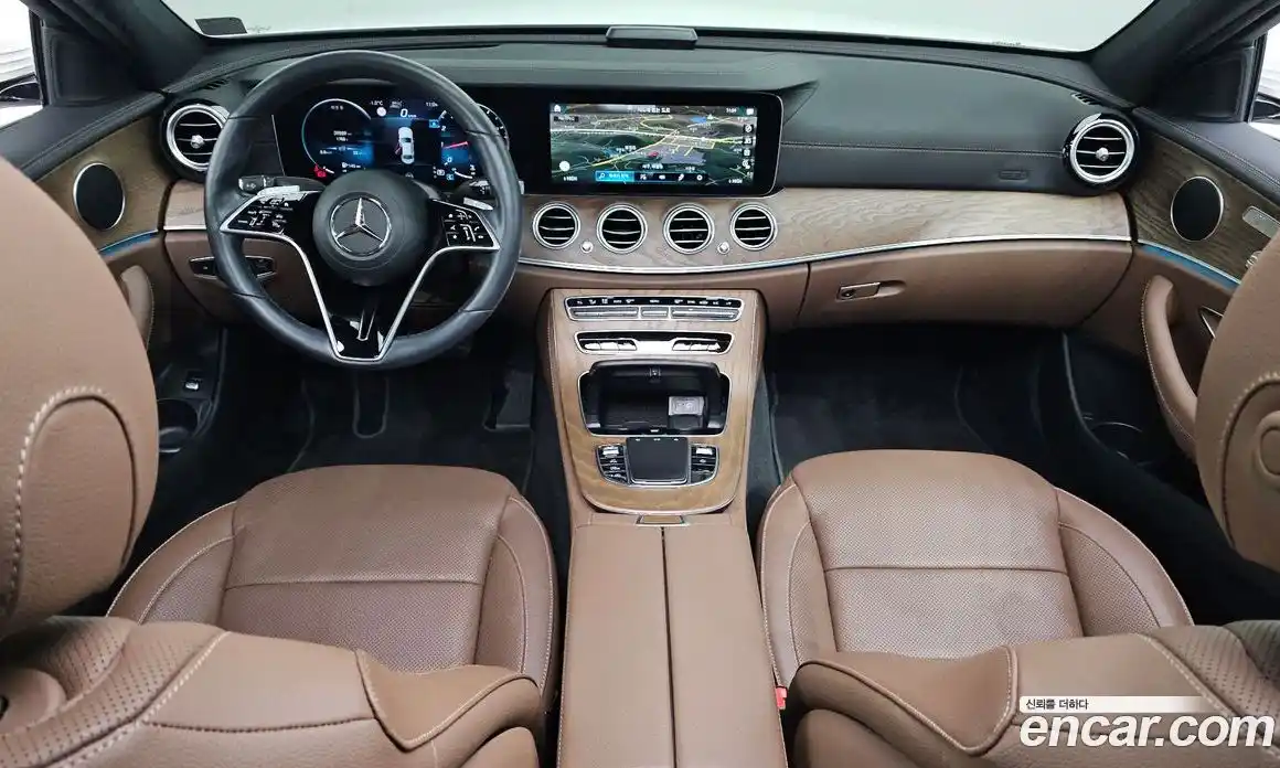 Mercedes-Benz E-Class 2022 2.0 Автомат в Москве № 139973, фото 19