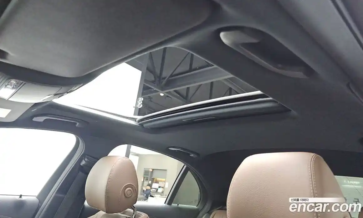 Mercedes-Benz E-Class 2022 2.0 Автомат в Москве № 139973, фото 20