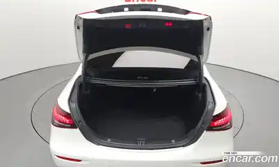 Mercedes-Benz E-Class 2022 2.0 Автомат в Москве № 139973, миниатюра 10