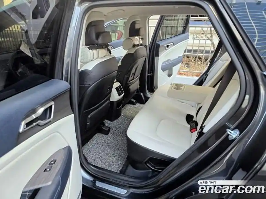 Kia Sportage 2023 1.6 Автомат в Москве № 14288, фото 10