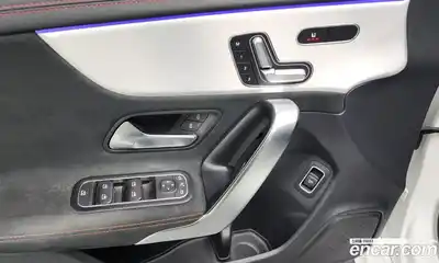 Mercedes-Benz CLA-Class 2023 2.0 Автомат в Москве № 143848, миниатюра 4