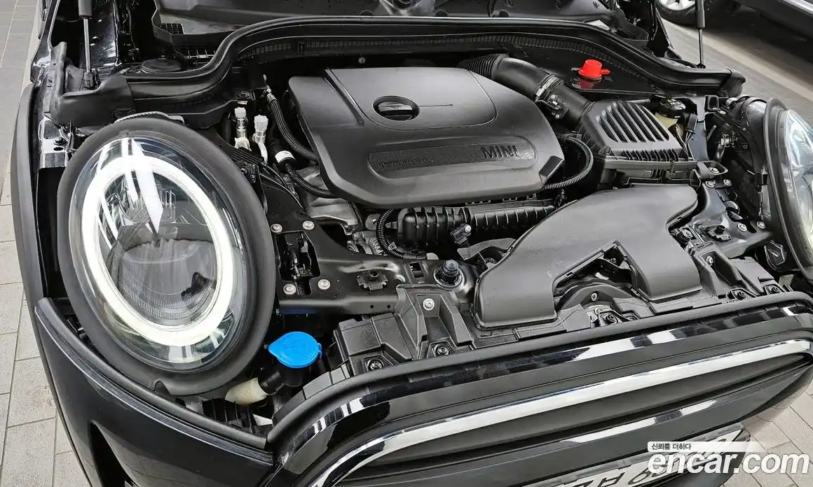 Mini Cooper 2023 1.5 Автомат в Москве № 145477, фото 6