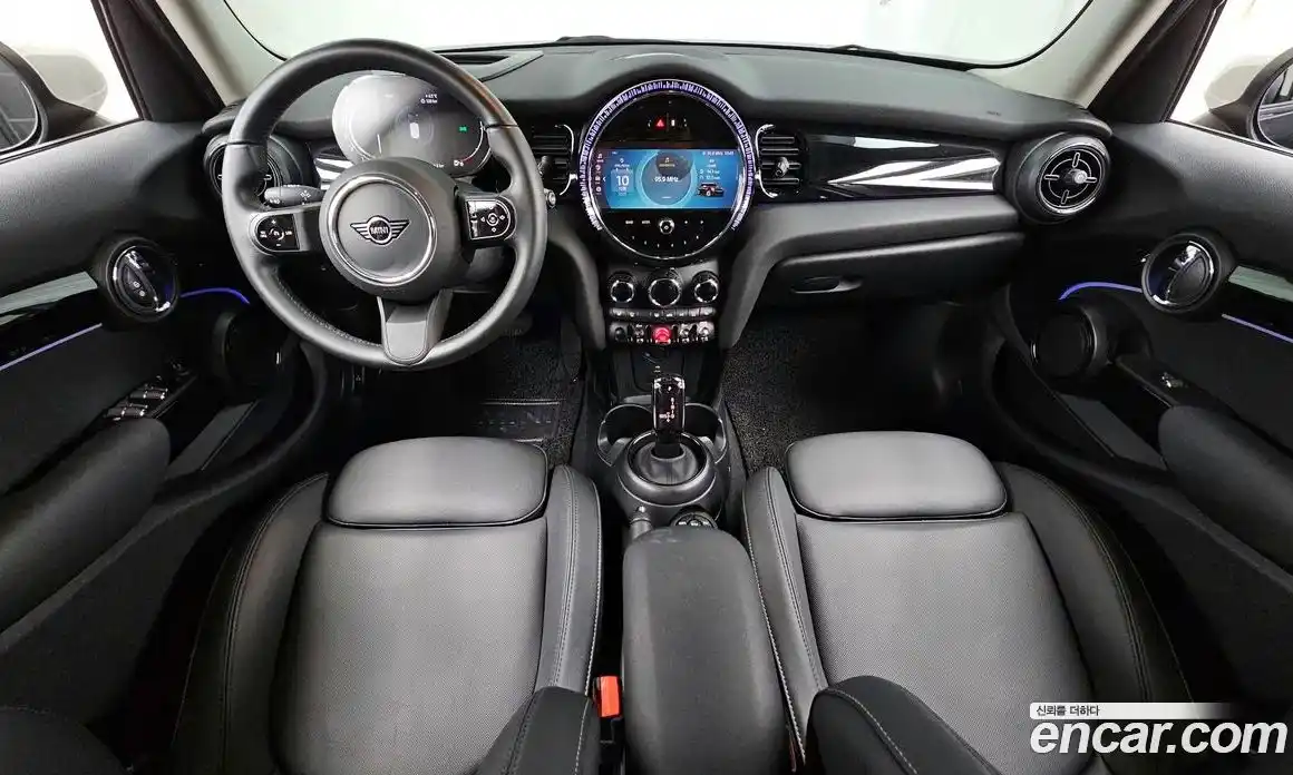 Mini Cooper 2023 1.5 Автомат в Москве № 145477, фото 7