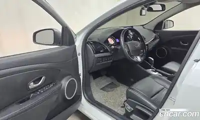 Renault SM3 2016 1.6 Автомат в Москве № 148537, миниатюра 9