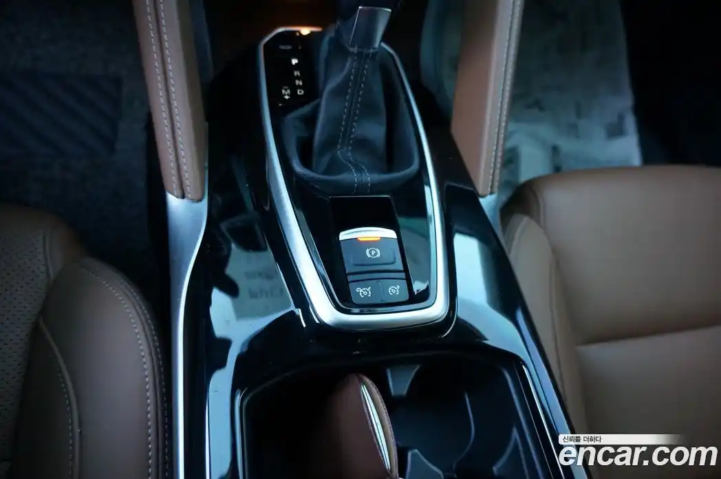 Renault QM6 2023 2.0 Автомат в Москве № 152166, фото 17