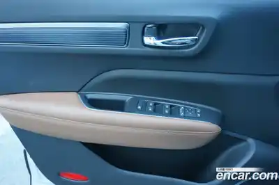 Renault QM6 2023 2.0 Автомат в Москве № 152166, миниатюра 7