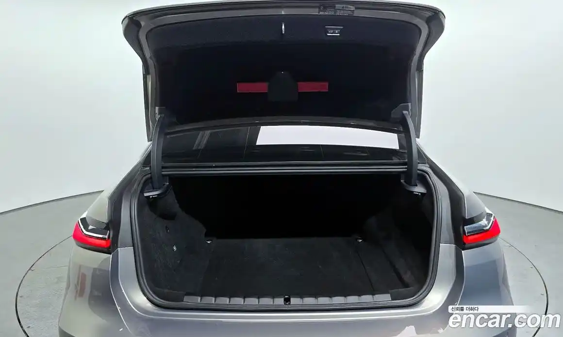 BMW i7 2023 0.3 Автомат в Москве № 154342, фото 3