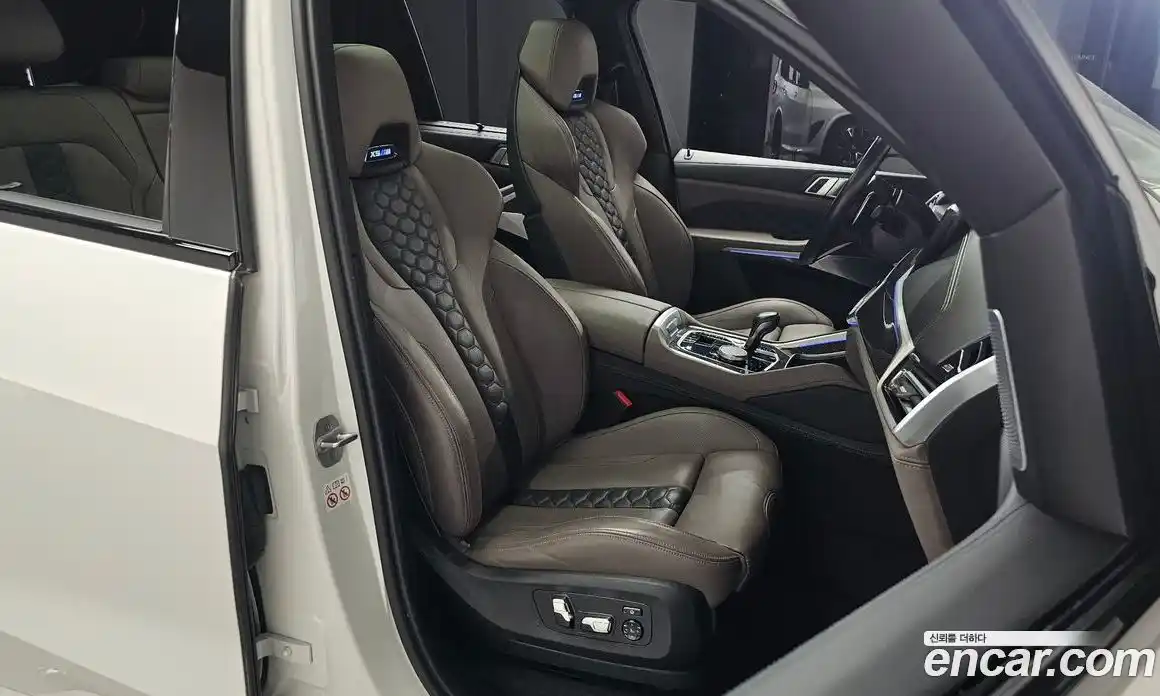 BMW X5M 2023 4.4 Автомат в Москве № 156979, фото 12