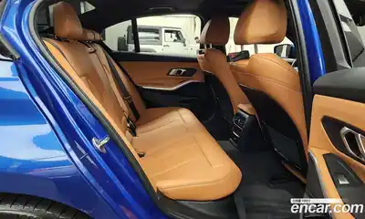 BMW 3-Series 2022 2.0 Автомат в Москве № 157211, миниатюра 6