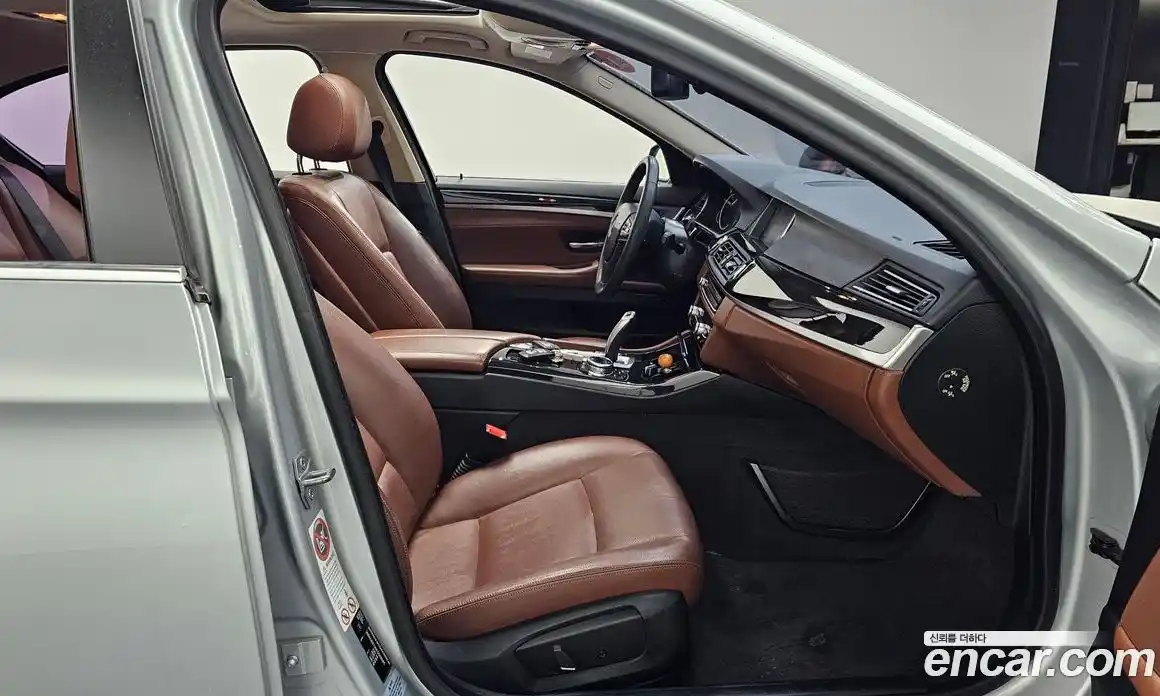 BMW 5-Series 2014 2.0 Автомат в Москве № 159351, фото 14