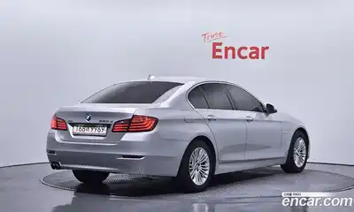 BMW 5-Series 2014 2.0 Автомат в Москве № 159351, миниатюра 2